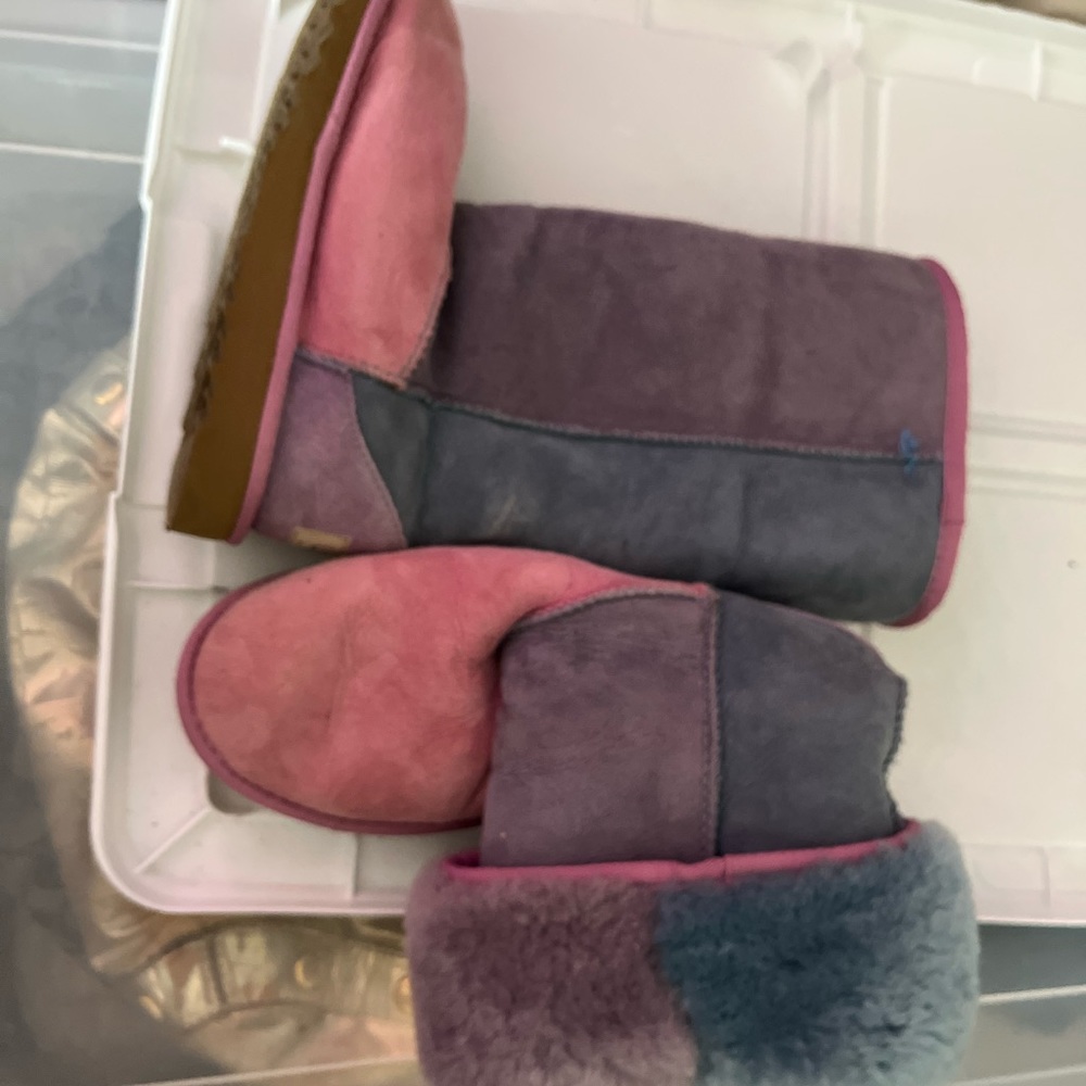 Size 4 kids Tall pastel patchwork Ugg